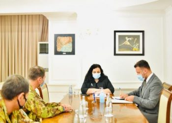 Kosovë/ Vjosa Osmani kërkon nga bashkësia ndërkombëtare t’i kundërvihet Serbisë: Burim i destabilizimit në rajon