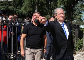 Sali Berisha insiston: Do shpëtoj PD-në nga Lulzim Basha, do takoj anëtarësinë