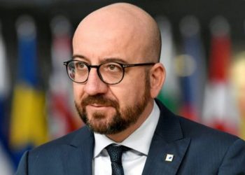 Presidenti i KE thirrje Vuçiç dhe Kurtit: Tërhiqni barrikadat dhe policinë nga veriu!