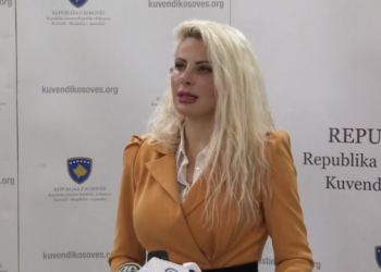 Deputetja e Kosovës, Duda Balje ua përplas provokimeve të serbëve: Krenare kudo me policinë tonë!