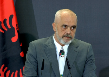 VOA analizon programin e Qeverisë “Rama 3”: Çfarë parashikohet në këtë 4-vjeçar?