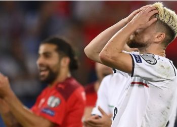 Italia vazhdon të jetë “e dehur” nga Europiani, Gjermani e ‘frikshme’ nën drejtimin e Flick, Spanja dhe Anglia bëjnë detyrën. Polonia luan ‘tenis’