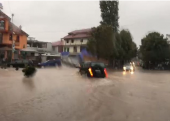 Reshjet e dendura në Kukës/ Probleme me rrugët dhe energjinë