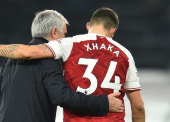 U infektua me COVID/ Mourinho e këshillon Xhakën: Merr vaksinën Granit dhe…