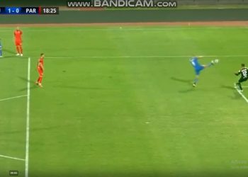 VIDEO/ Vendos gafa e Alban Hoxhës, Teuta mund Partizanin, VAR akordon penallti historike
