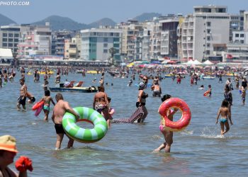 Mbajtën ‘peshën’ e turizmit gjatë verës, qytetet bregdetare më të prekurit nga Covid