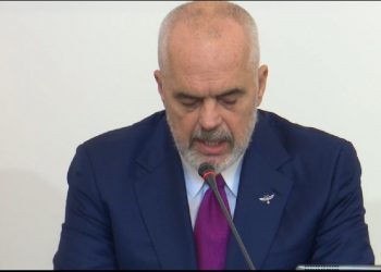 Rama: Fëmijët e mjekëve e infermierëve që kanë humbur jetën nga Covid do marrin rrogën e prindit deri në moshën 18 vjeç