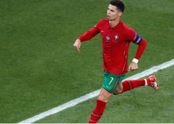 ‘Katar 2022’/ Ronaldo hero dhe rekordmen, ndalen Franca e Holanda (VIDEO)