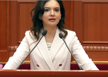 “Nuk më hiqet nga mendja”/ Spiropali për vrasjen e Sabrina Bengajt: Drejtësia liroi kriminelin