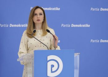 Tabaku ngre alarmin: Po zhduket shtresa e mesme!