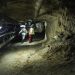 Bie masivi i mineralit në një minierë, mbetet i bllokuar një punonjës në Bulqizë