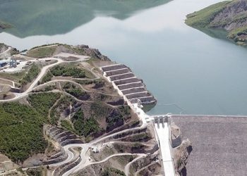 KESH: Rezerva hidrike garanton energji deri në fund të janarit