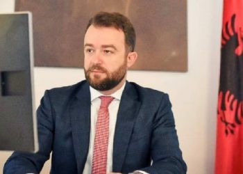 Ish-drejtori i doganave, Arlind Gjokutaj në postin e Sekretarit të Përgjithshëm të Financave