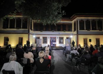 Promovohet “Tokë e premtuar” e Obama-s, Veliaj: Ky është vetëm sipari i aktiviteteve në shtëpinë e re të artit dhe kulturës