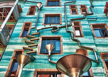 FOTOT/ Çudirat që krijon arkitektura moderne