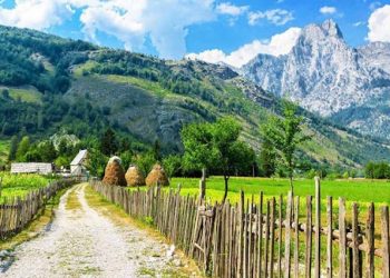 Investigimi për “100 Fshatrat”/ Miliona Lekë tendera për marketingun, por investimet s’kanë përfunduar