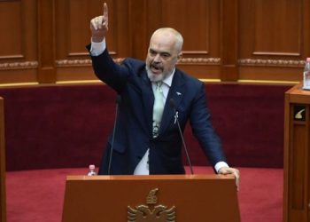 Rama: “Më kanë qeshur e tallur, por satelitët do të jenë shumë shpejt në orbitë”