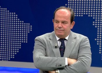 Zgjedhje të reja vendore/ Juristi Sokol Hazizaj: Opozita me dy koka është problem