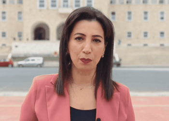 Pas ankesave të deputetëve/ Ministrja Kushi premton të mbledhë të gjithë bashkiakët në Tiranë!