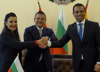 Nënshkruhet memorandumi i bashkëpunimit për Korridorin e 8, Balluku: Do t’i shërbejë gjithë Ballkanit Perëndimor