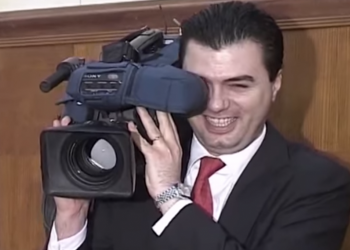 VIDEO-Skandali në PD/ Basha përgjon deputetët e tij, Grida Duma: Mbledhjet brenda janë të regjistruara