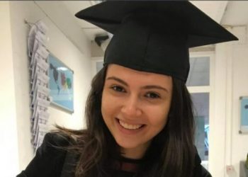 Studentja nga Kosova në hall, universiteti në Holandë i vendos në diplomë: Vendlindja Prizren-Republika Federale e Jugosllavisë