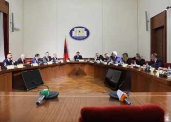 Opozita po kërkon teatrin e zgjedhjeve, jo hetimin e zgjedhjeve