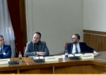 Komisioni Parlamentar nis hetimin për zgjedhjet e 25 prillit, përbërja dhe drejtimi. Pretendimet e opozitës