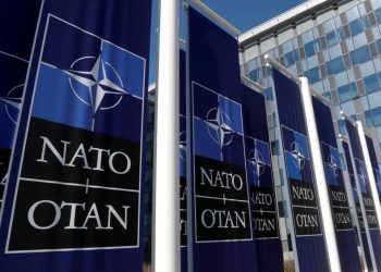 “Veprim për vendosjen e ligjit”/ NATO flet për tensionet në veri të Kosovës: Jemi në komunikim me KFOR