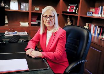 Nikolla uron Presidentin e Bundestagut me rastin e Ditës së Bashkimit të Gjermanisë: Rënia e Murit të Berlinit, lajmëroi erën e ndryshimeve