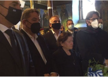 Piro Dhima shfaqet pranë prindërve të Kacifas, javë më parë humbi nënën që u gjet tre ditë pasi kishte vdekur në Himarë