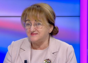 “Nga ulja e moshës së vaksinimit te doza e 3-të”/ Rakacolli: Vendimet që pritet të marrim nesër