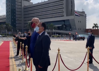 VIDEO/ Rama vizitë zyrtare në Egjipt, pritet me ceremoni shtetërore