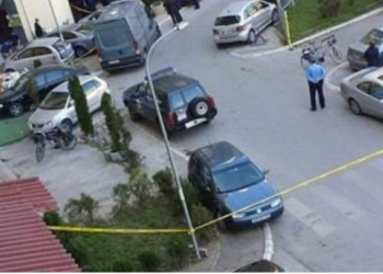 Ngjarje e rëndë në Sarandë/ Roja rrëzohet nga kati i 15-të i pallatit, ndërron jetë