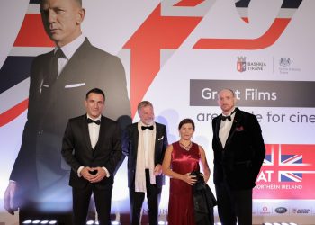 Premiera e filmit me “007” në Tiranë/ Veliaj: Është koha të ringrihemi! ‘Sprint’ marrëdhëniesh mes Shqipërisë dhe Britanisë së Madhe
