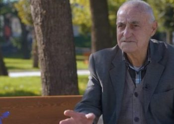 VIDEO/ Tri gra i kanë vdekur! I moshuari mirëpret një të katërt