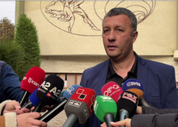 “Merruni me Festën e Birrës dhe stadiumet”, Zv.Rektori i Korçës: Do t’i pranojmë edhe studentët e pavaksinuar