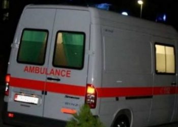 Aksident i rëndë në Qafë-Gjashtë të Sarandës/ Makina përplas një të ri, humb këmbët