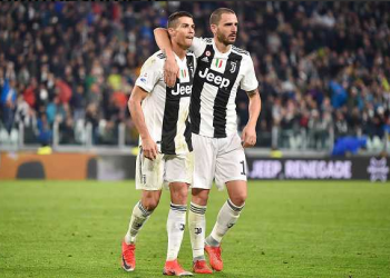 “Mendonim se Ronaldo i fitonte vetëm ndeshjet”/ Godet Bonucci: Lojtarët filluan të mendonin se prania e tij ishte e mjaftueshme të…