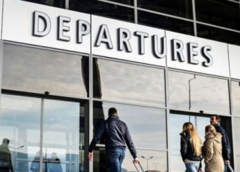 Raporti i Eurostat/ 37.6 mijë shqiptarë morën leje qëndrimi në BE në vitin 2020, Kosova renditet e katërta