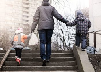 Të dhënat e INSTAT/ Gjatë viteve 2014-2020, shpenzimet e familjeve me arsim të ulët u rritën më shpejt se tek ato me arsim të lartë