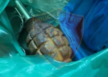 Iu gjetën dy granata me ndezës të montuar në banesë! Arrestohet 52 vjeçari në Lezhë