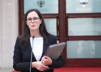 Humbën punën nga COVID/ Qeveria shtyn afatin e zbatimit të programit të punësimit për të prekurit