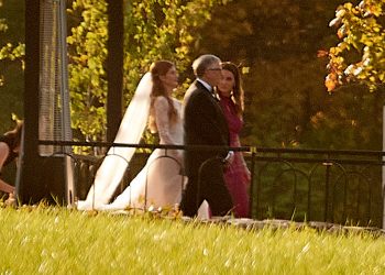 Martohet vajza e Bill dhe Melinda Gates, ish-çifti bëhet bashkë në dasmën Jennifer
