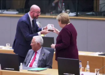 Pas 107 samitesh, udhëheqësit e BE i japin lamtumirën “makinerisë së kompromisit”: Pa Merkel, si Franca pa Kullën Eifel