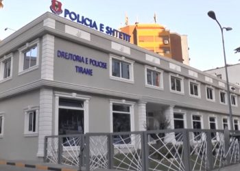 EMRAT/ Kush janë dy të rinjtë që u plagosën me armë tek ish-parku i autobusëve. Policia jep detajet