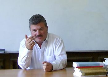 Pak studentë të vaksinuar/ Rektori i Universitetit në Korçë: Jemi gati edhe për mësim online