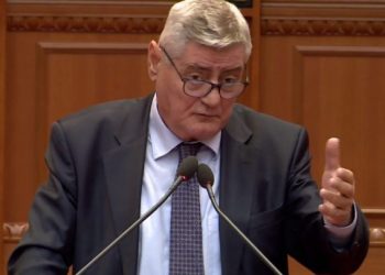 “Rama dhe Basha mos të flasin pafundësisht”/ Shehi për borxhin publik: Po ua marrim kalamajve tanë, jo investitorëve, të ketë…