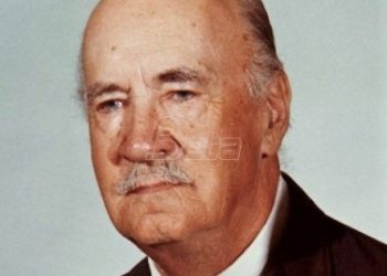 Si sot, në këtë ditë, më 26 tetor, lindi Danton, Scarlatti dhe Miterand, si edhe vdiq Sikorski (VIDEO)