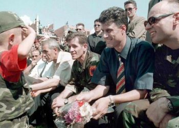 Liria dhe pushteti i pamerituar i horrave dhe i maskarenjve!